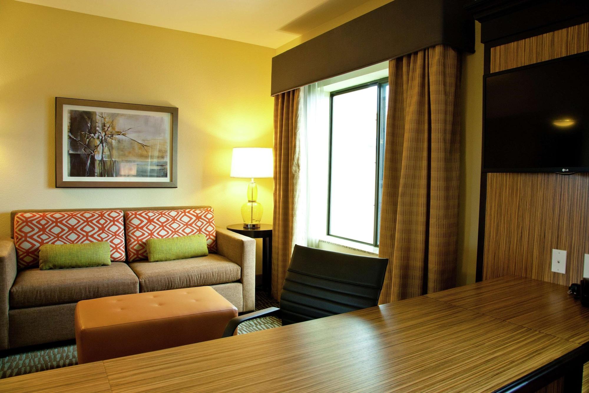 Hampton Inn & Suites סלינס מראה חיצוני תמונה