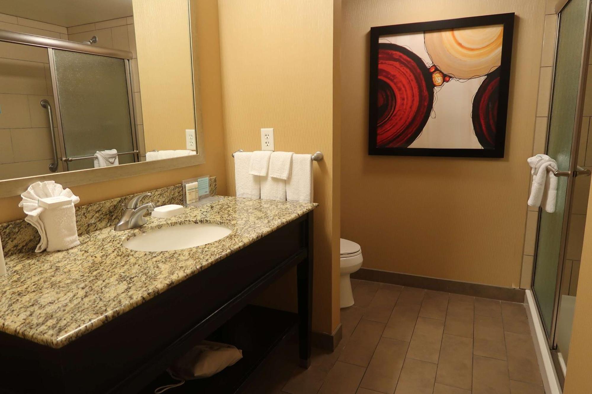 Hampton Inn & Suites סלינס מראה חיצוני תמונה