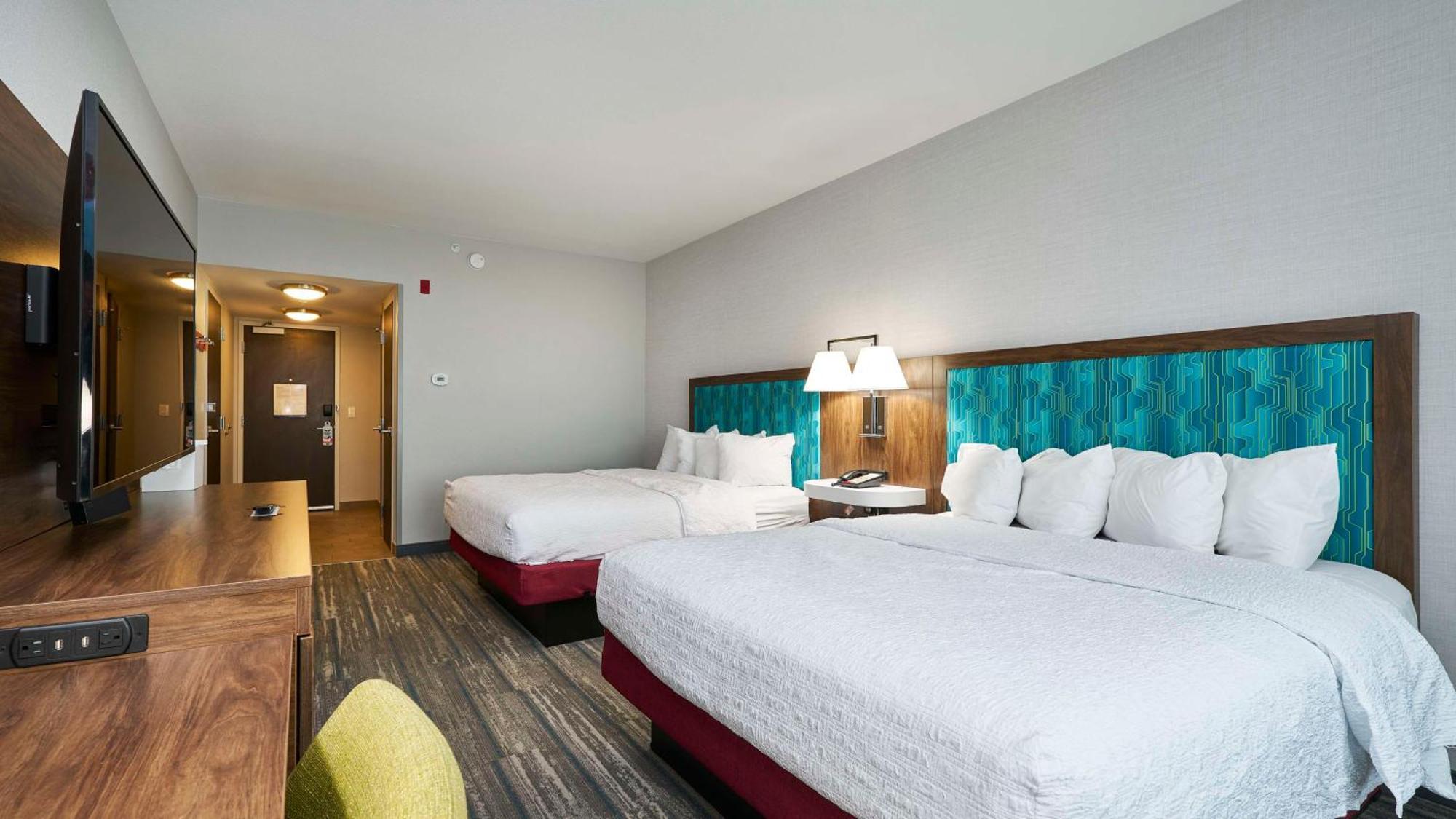 Hampton Inn & Suites סלינס מראה חיצוני תמונה