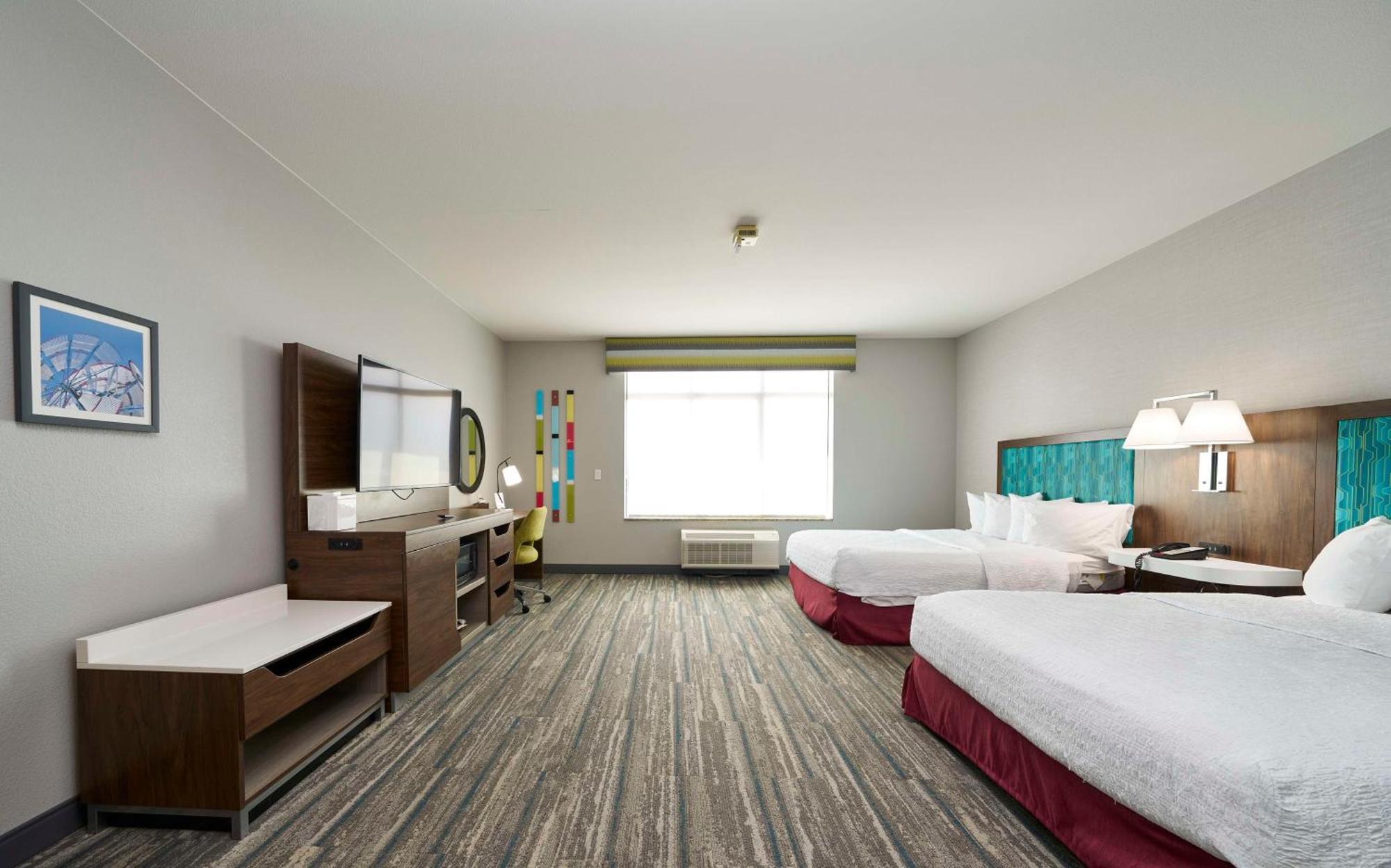 Hampton Inn & Suites סלינס מראה חיצוני תמונה