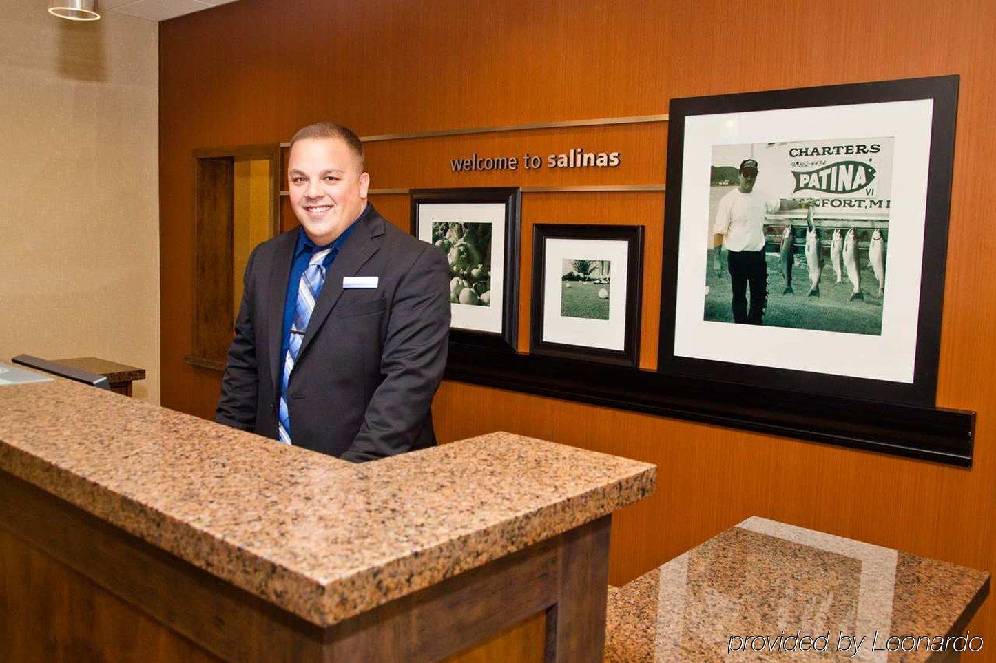 Hampton Inn & Suites סלינס מראה חיצוני תמונה