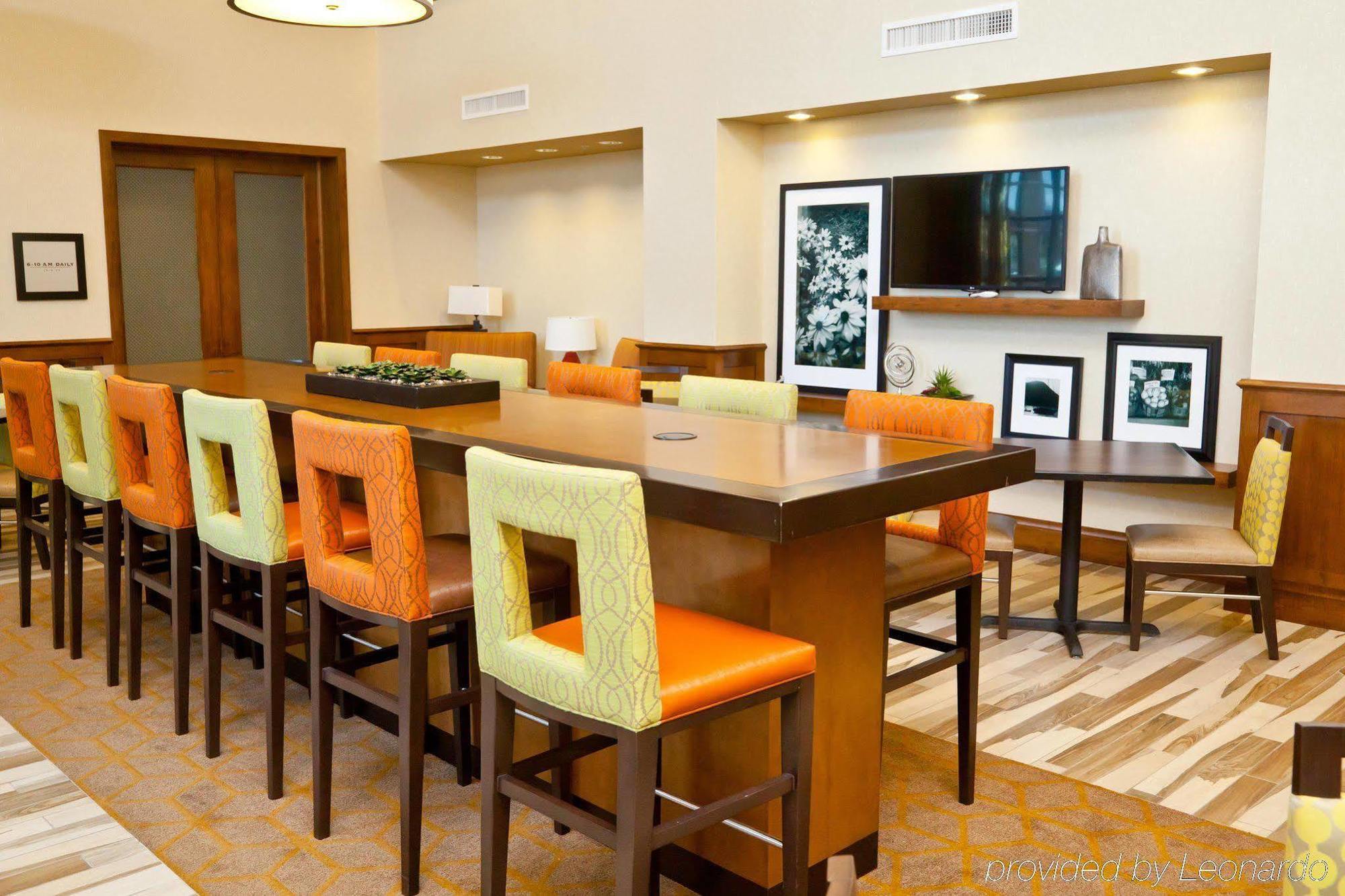 Hampton Inn & Suites סלינס מראה חיצוני תמונה