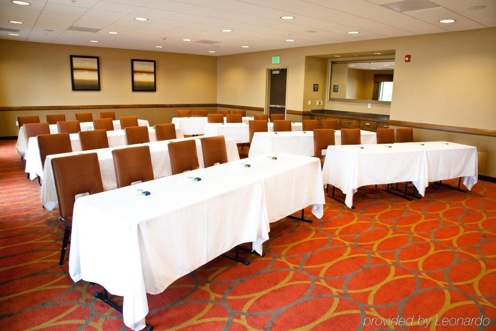Hampton Inn & Suites סלינס מראה חיצוני תמונה